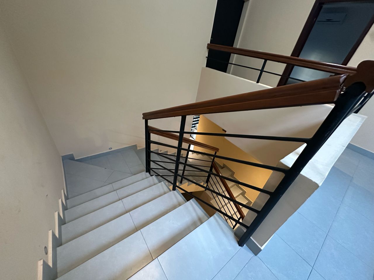 VILLA MEUBLÉE A LOUER À COTONOU AGONTINKON