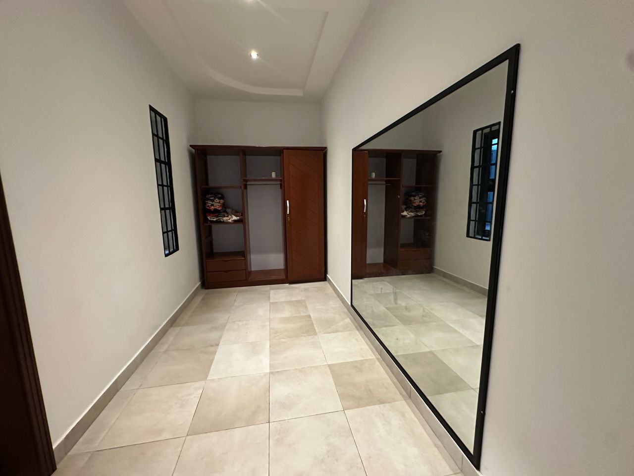 VILLA MEUBLÉE A LOUER À COTONOU AGONTINKON