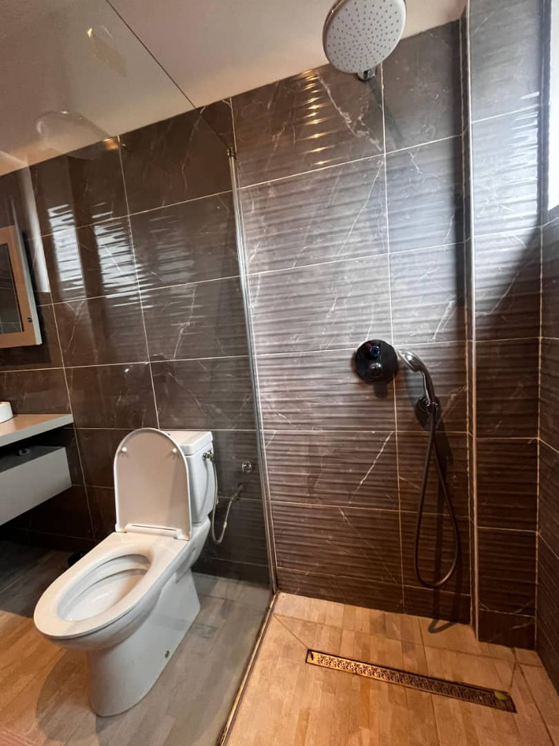 VILLA MEUBLÉE À LOUER A COTONOU AKPAKPA HABITAT