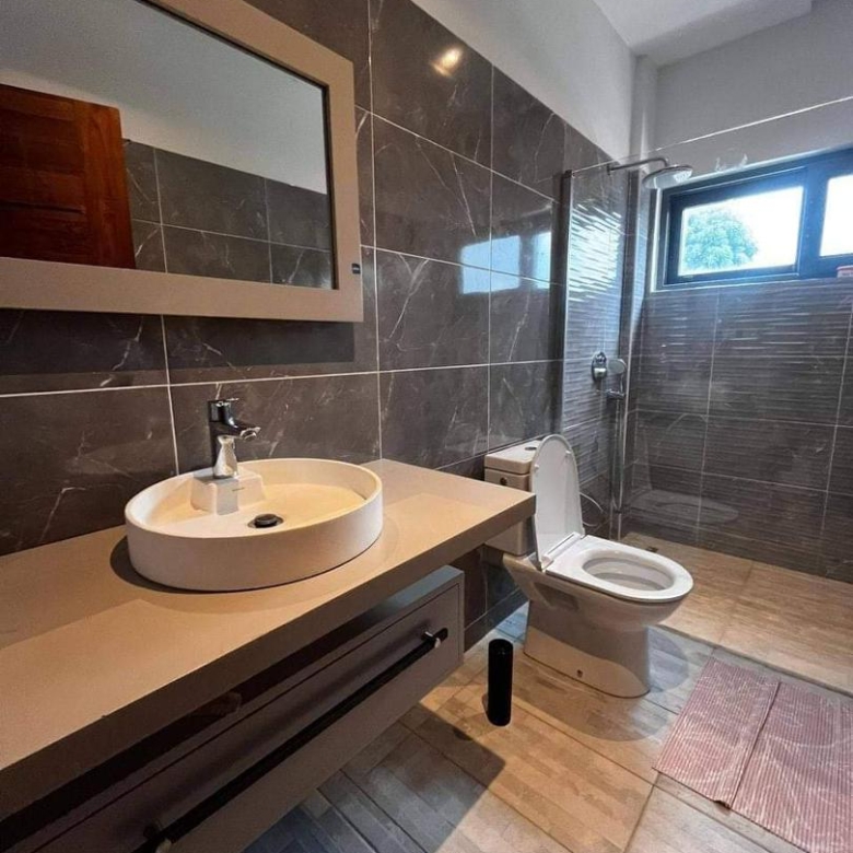 VILLA MEUBLÉE À LOUER A COTONOU AKPAKPA HABITAT