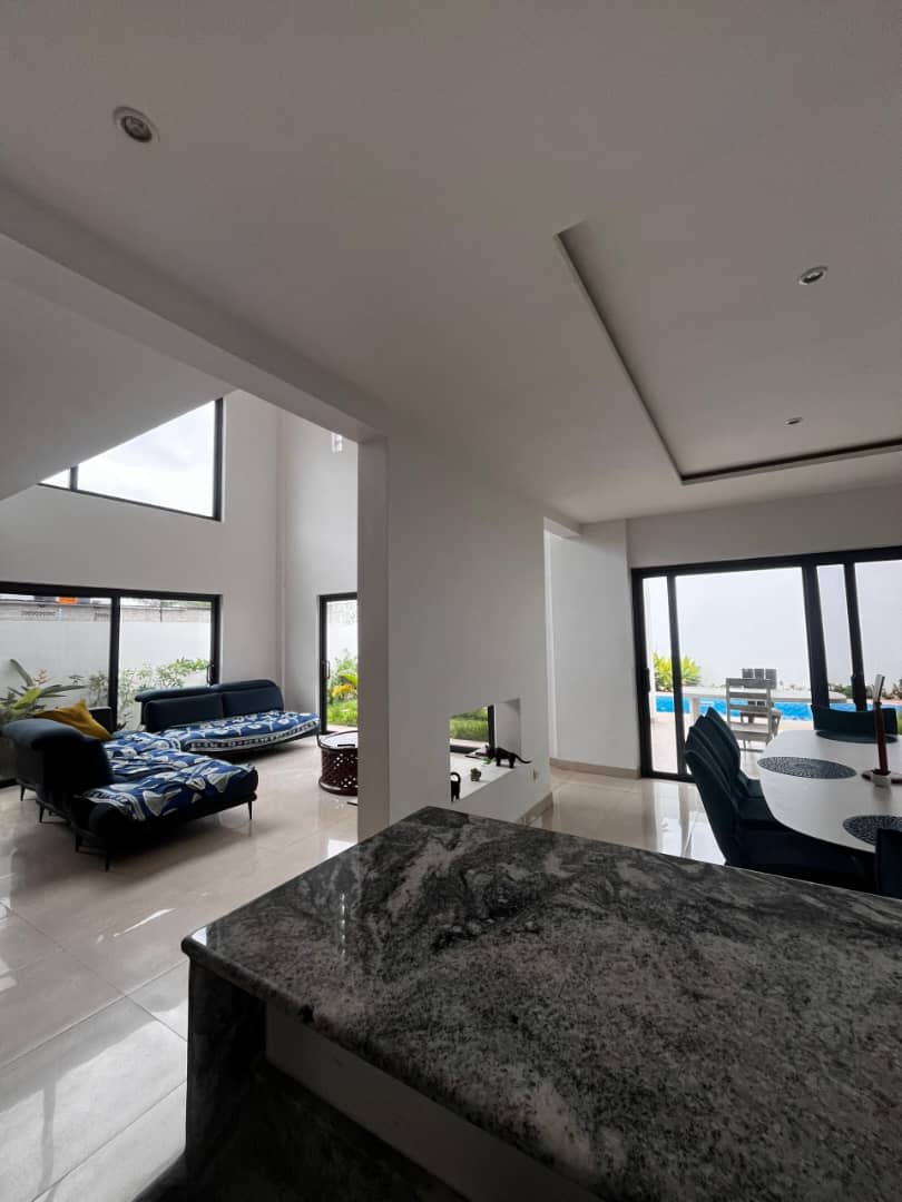 VILLA MEUBLÉE À LOUER A COTONOU AKPAKPA HABITAT