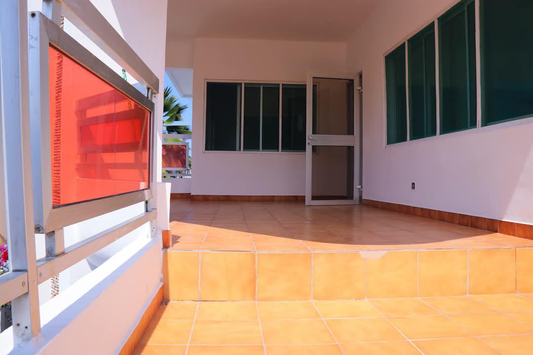 VILLA A 𝐕𝐄𝐍𝐃𝐑𝐄 À COTONOU 𝐇𝐀𝐈𝐄-𝐕𝐈𝐕𝐄