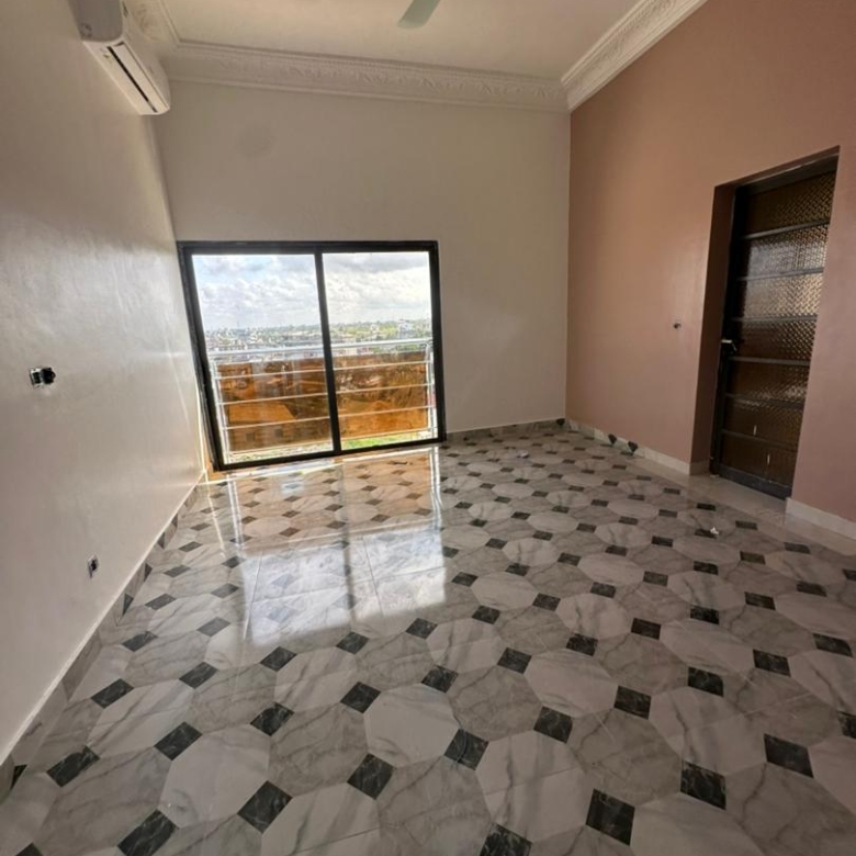 APPARTEMENT A LOUER A COTONOU FIDJROSSE