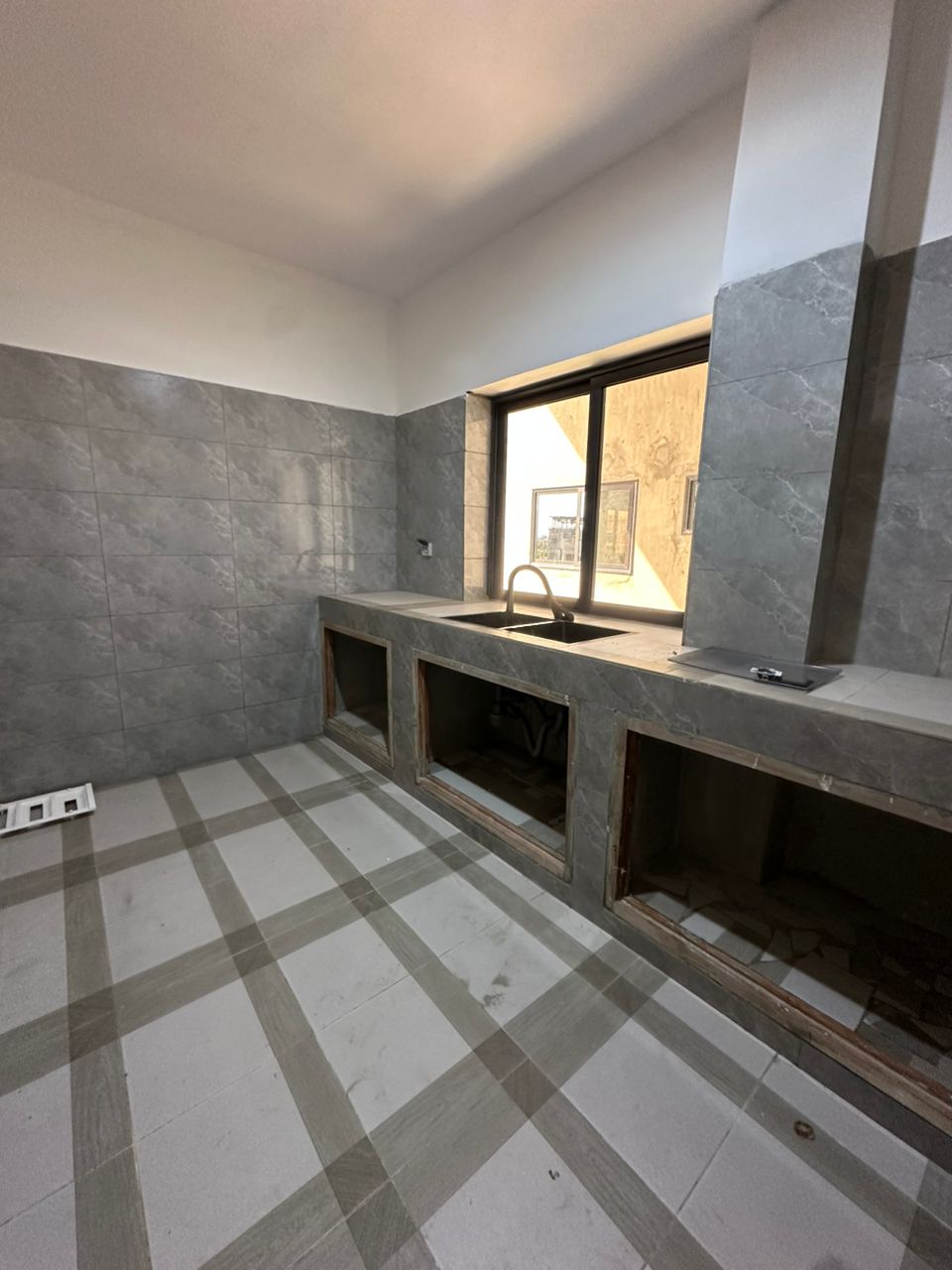 APPARTEMENT A LOUER A COTONOU FIDJROSSE