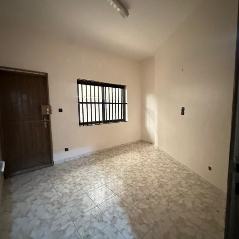 Villa à louer à Cotonou Fidjrossè