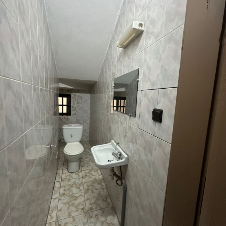 Villa à louer à Cotonou Fidjrossè