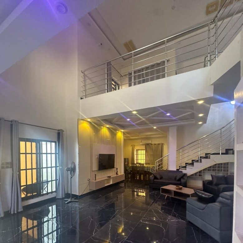 Villa meublée à louer à Cotonou Fidjrossè