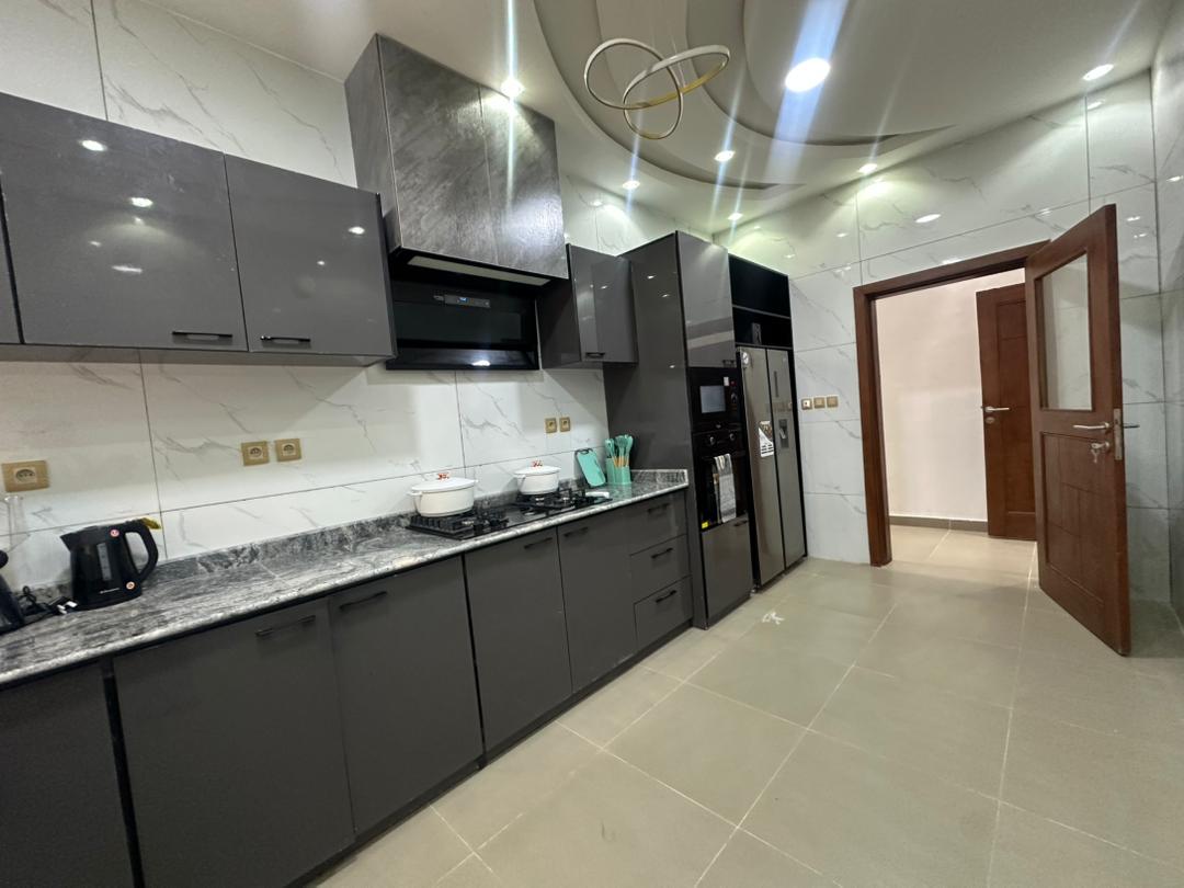 Appartement meublé à louer à Cotonou Fidjrossè