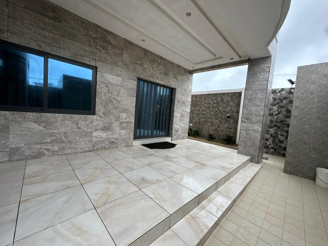 Appartement meublé à louer à Cotonou Fidjrossè