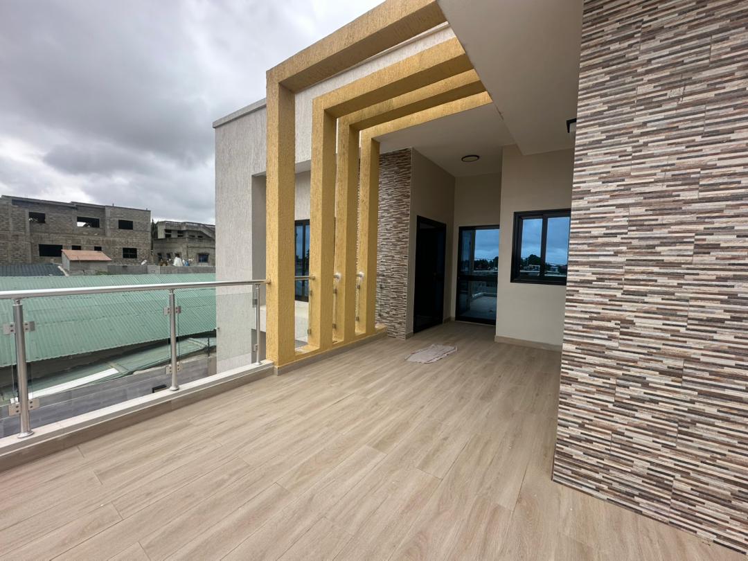 Villa meublée avec piscine à Cococodji