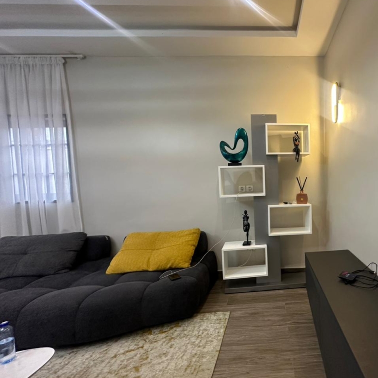 Villa meublée avec piscine à Cococodji