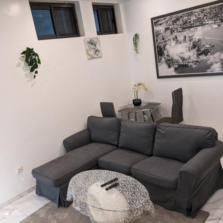 Appartement entrée personnelle meublé à louer à Fidjrossè Togbin plage