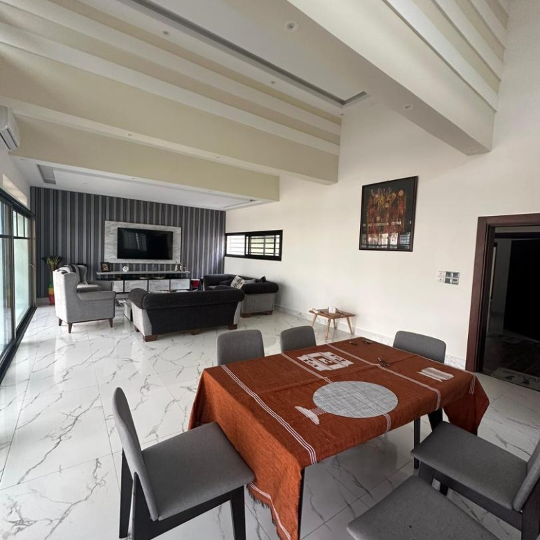 Appartement meublé à louer à Cotonou Fidjrossè Togbin