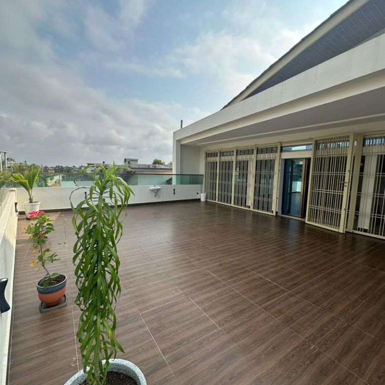 Appartement meublé à louer à Cotonou Fidjrossè Togbin