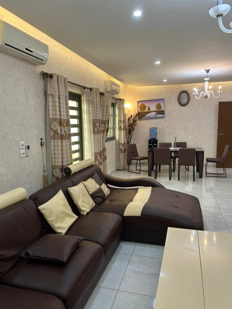 Appartement meublé de haut standing à louer à Cotonou Fidjrosè plage