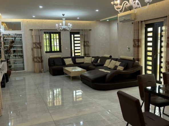 Appartement meublé de haut standing à louer à Cotonou Fidjrosè plage