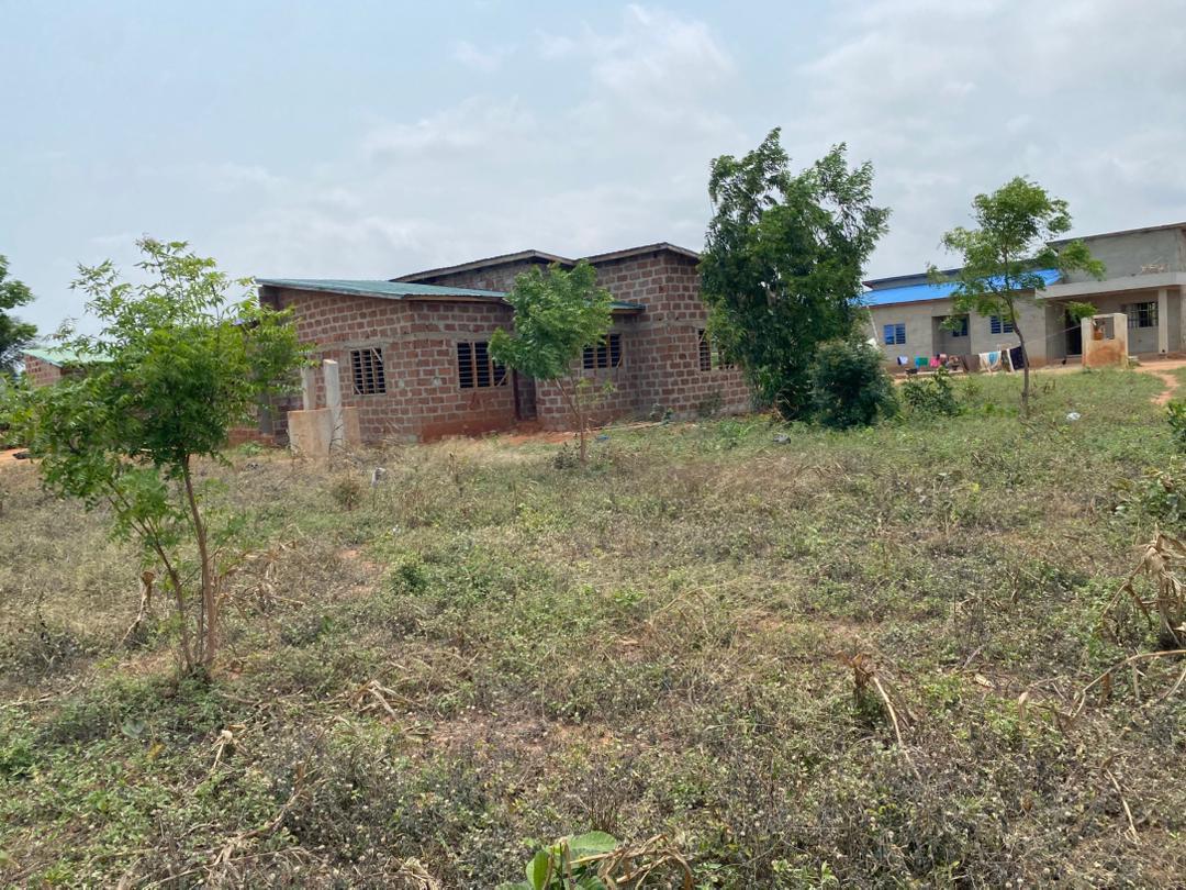 Domaine à vendre à Abomey calavi Ouedo