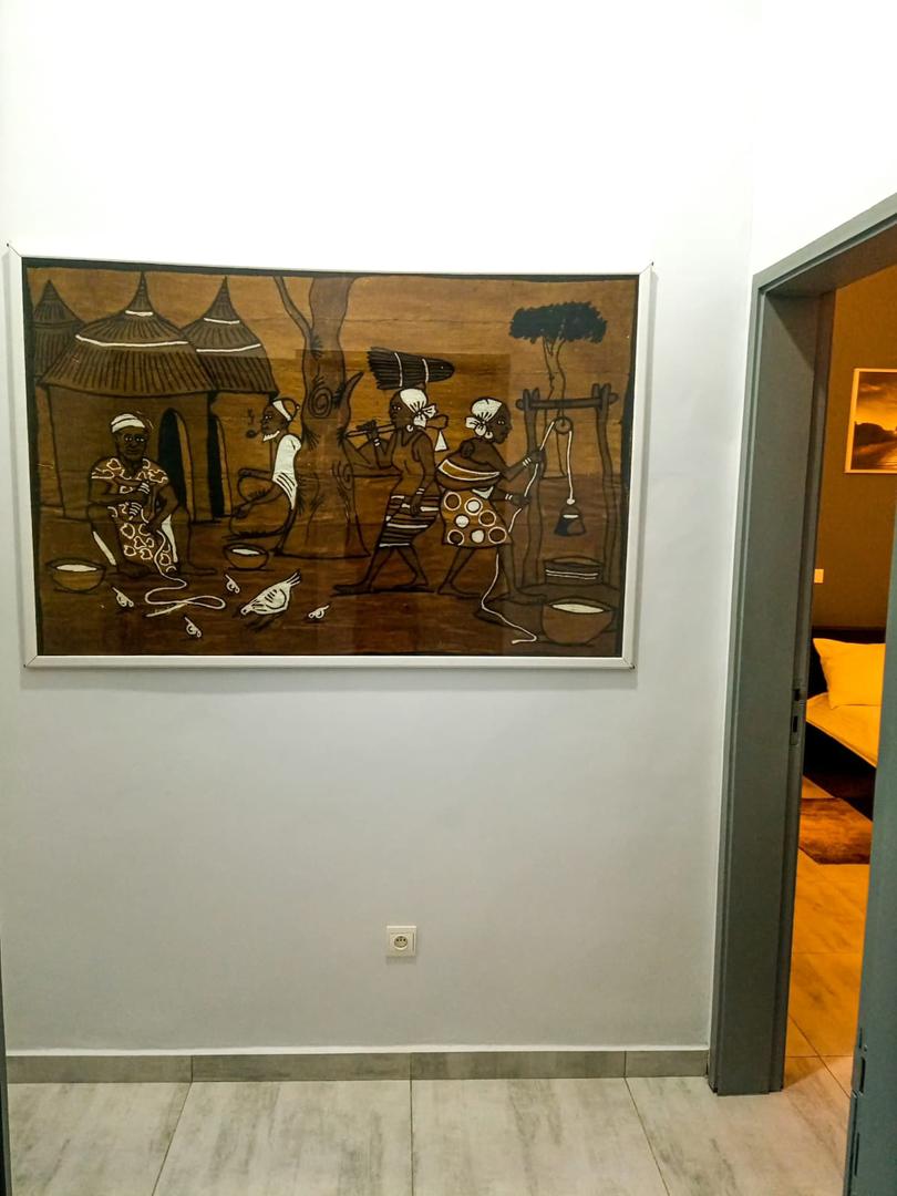 Entrée personnelle meublée à louer à Cotonou Fidjrossè