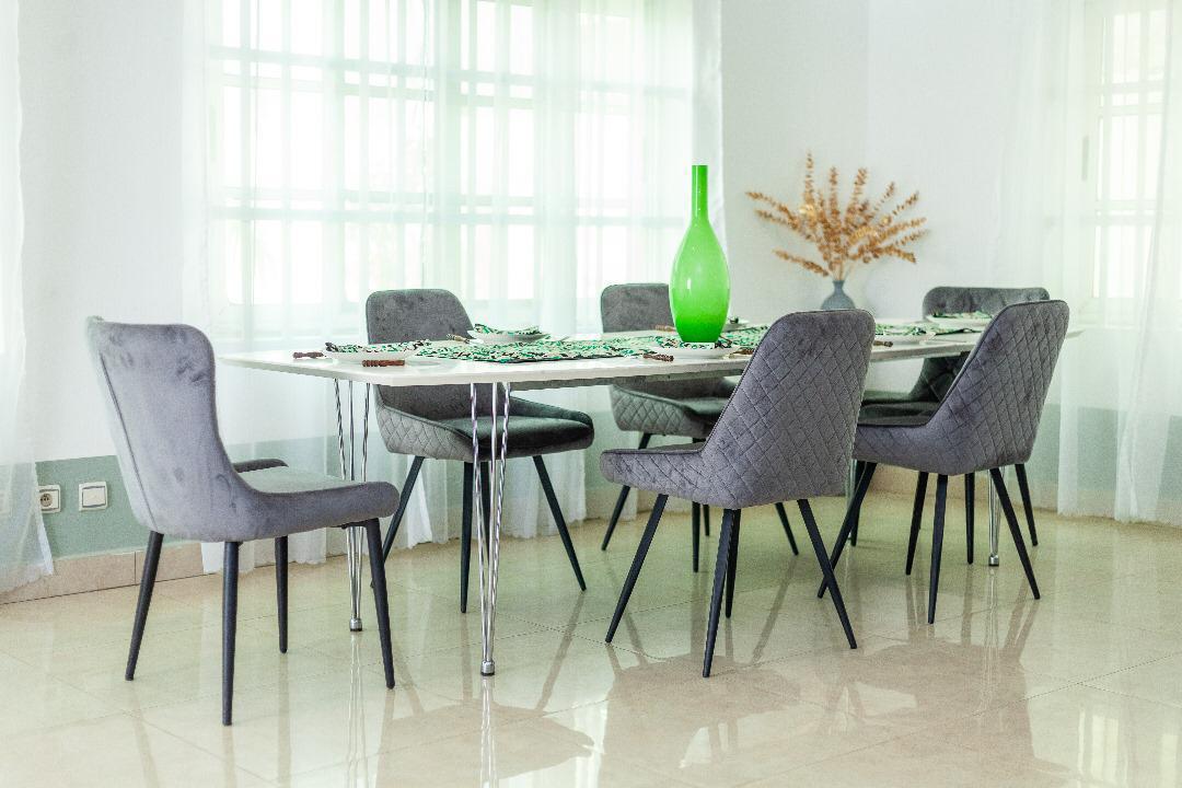 Entrée personnelle meublée à louer à Fidjrossè Togbin plage