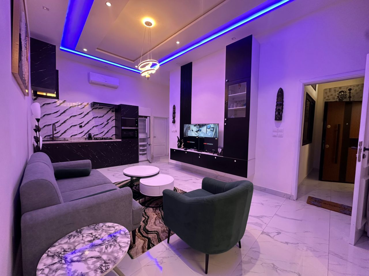 Entrée personnelle meublée à louer à Fidjrossè plage