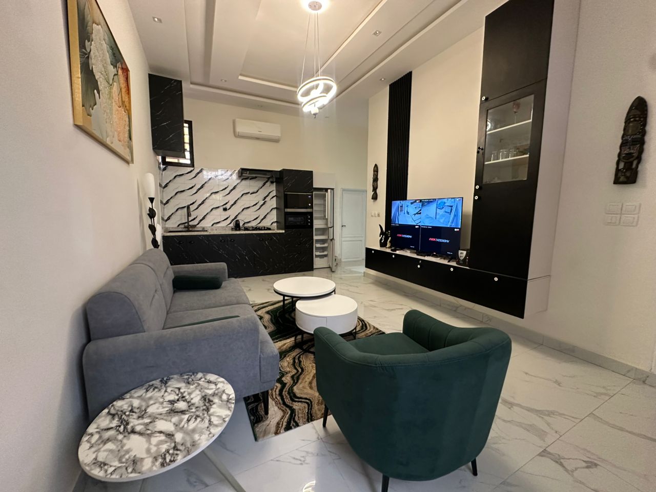 Entrée personnelle meublée à louer à Fidjrossè plage