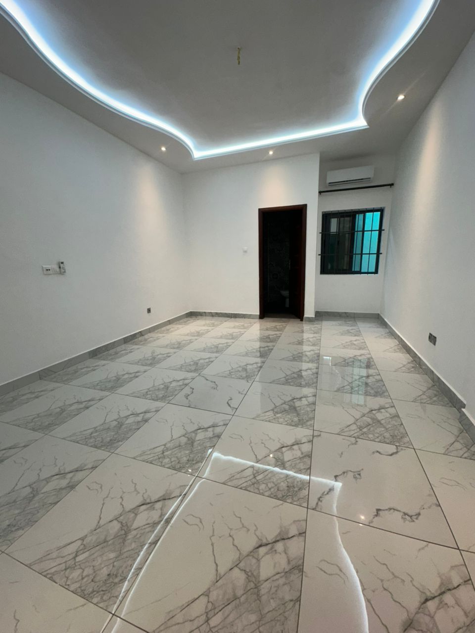 Villa à louer à Cotonou Fidjrossè