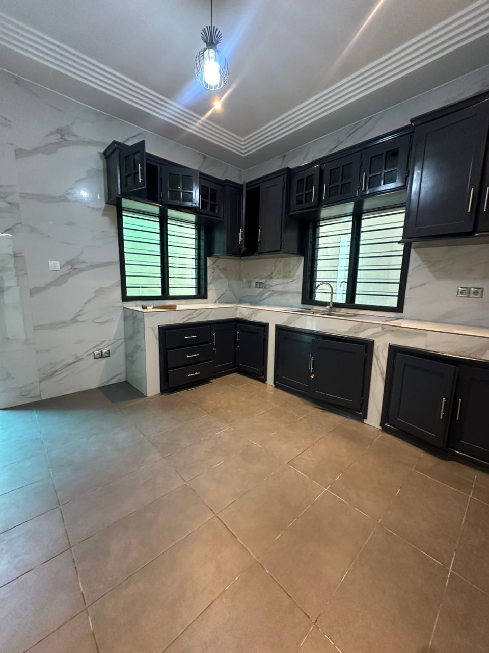 Villa à louer à Cotonou Fidjrossè