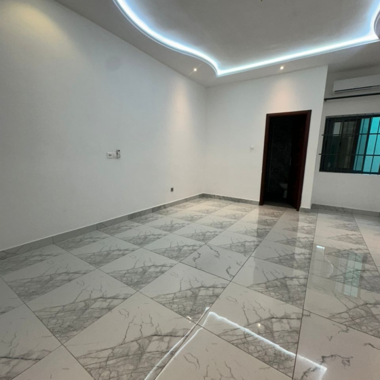 Villa à louer à Cotonou Fidjrossè