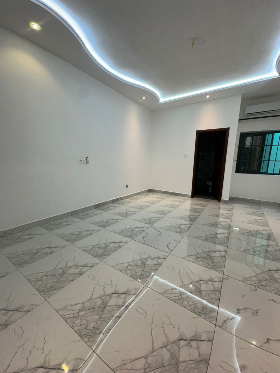 Villa à louer à Cotonou Fidjrossè