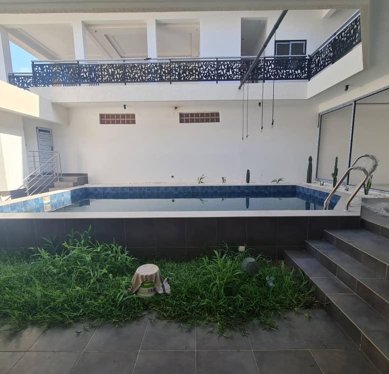 Villa à vendre à Cotonou Fidjrossè