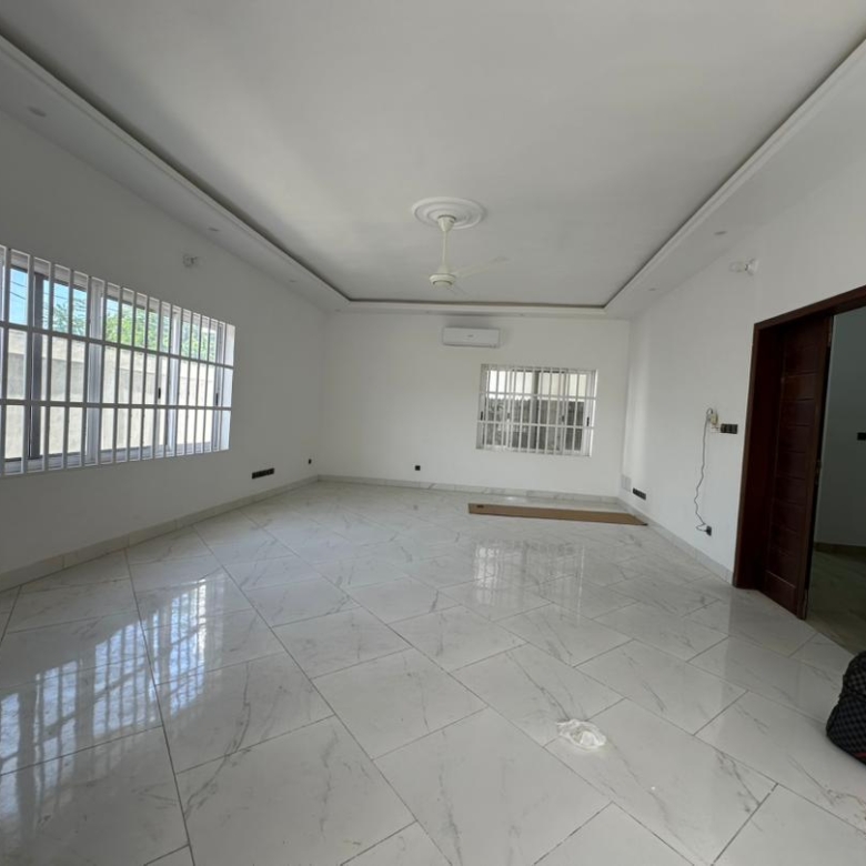 Villa à vendre à Cotonou Fidjrossè