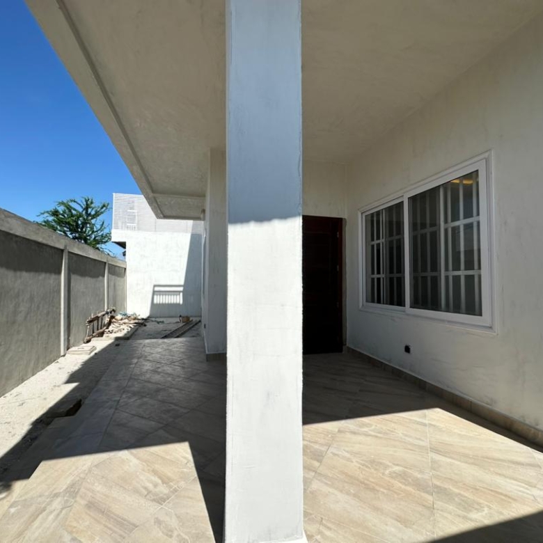 Villa à vendre à Cotonou Fidjrossè