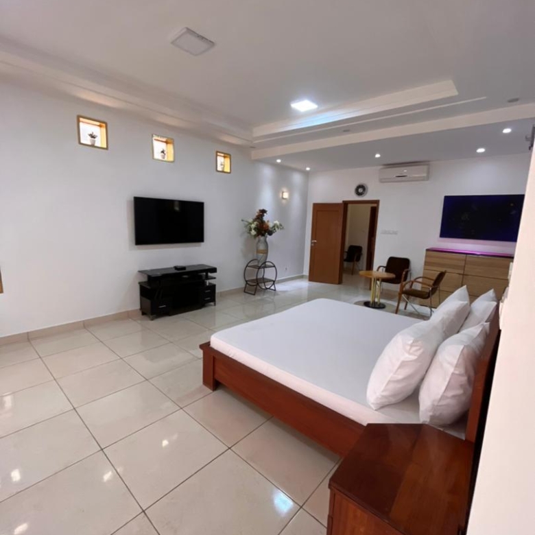 Villa duplex meublée à louer à Cotonou Vedoko