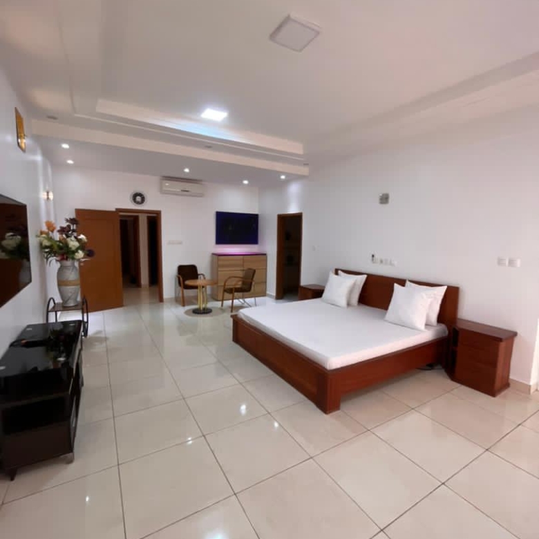 Villa duplex meublée à louer à Cotonou Vedoko