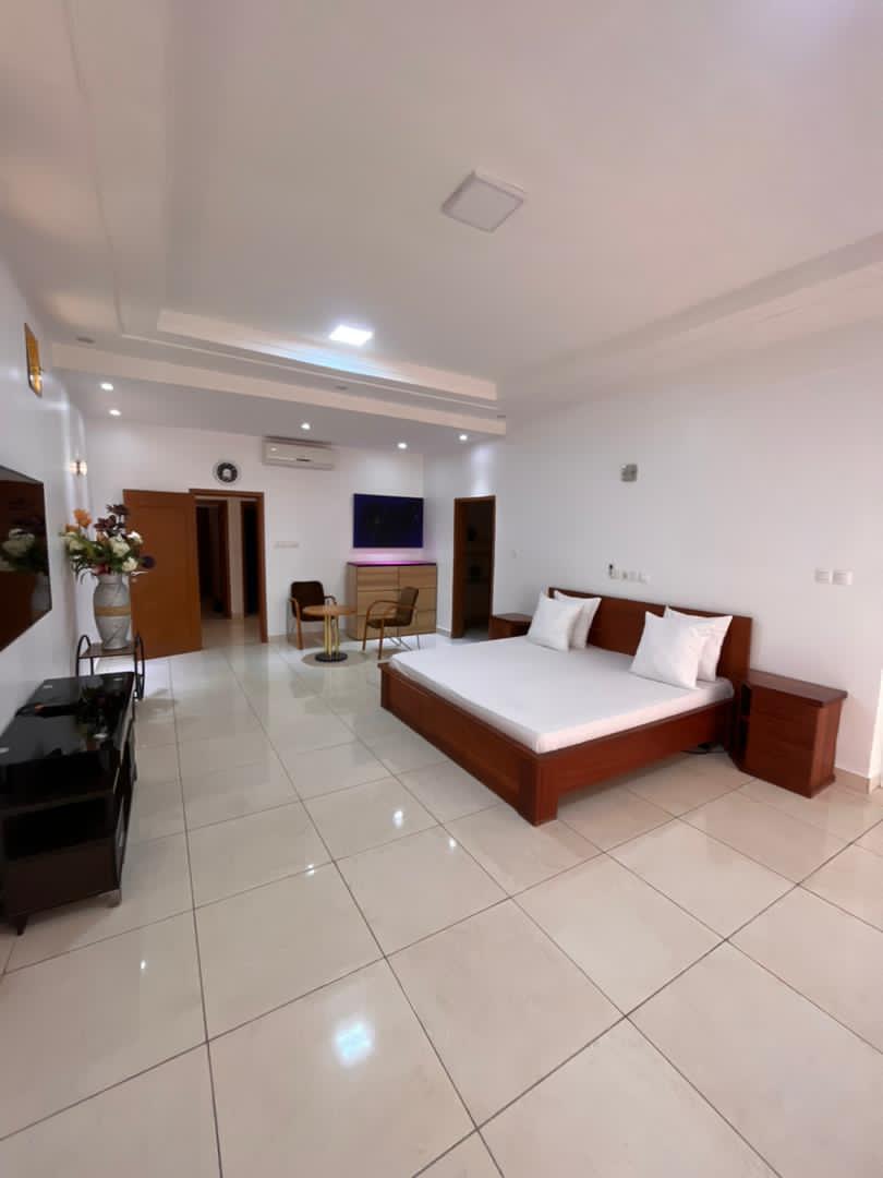 Villa duplex meublée à louer à Cotonou Vedoko