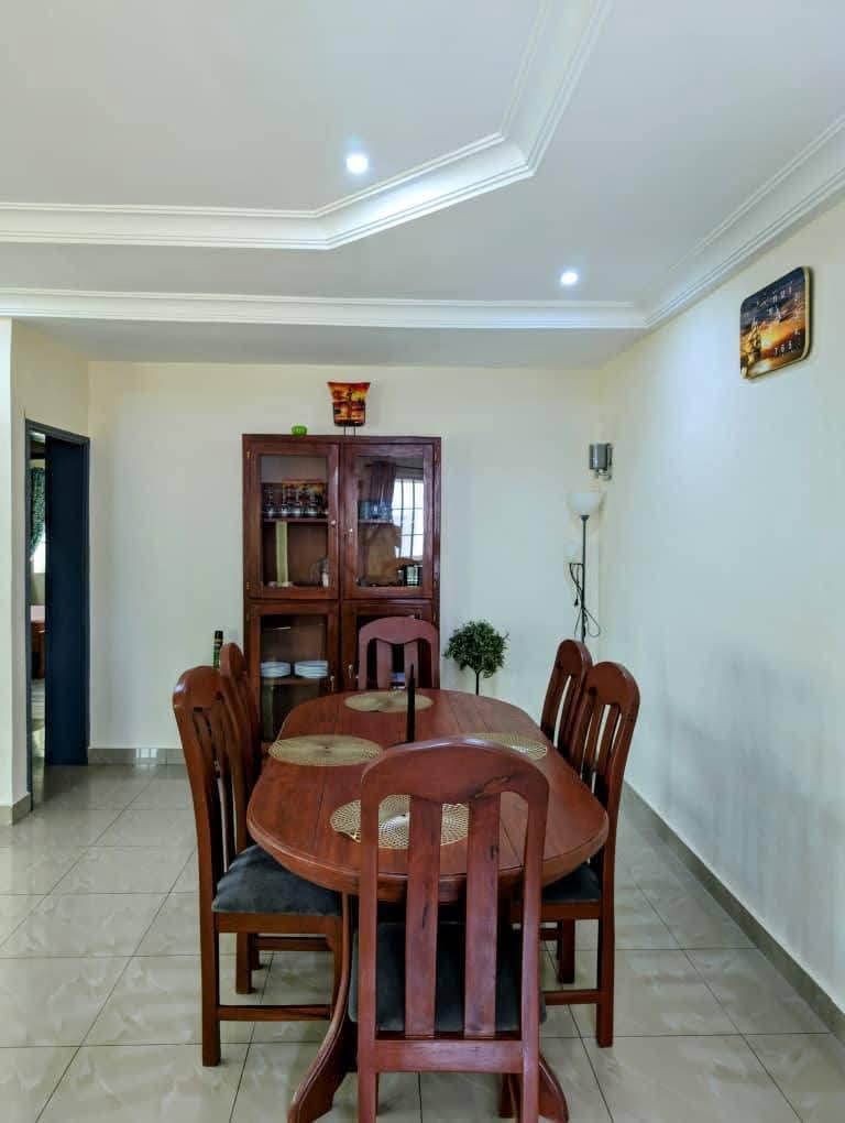 Villa meublée à louer à Cotonou Fidjrossè