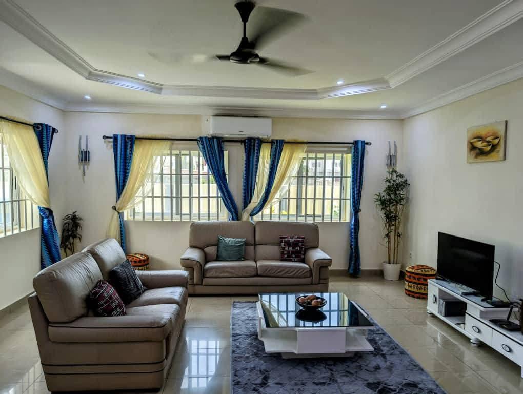 Villa meublée à louer à Cotonou Fidjrossè
