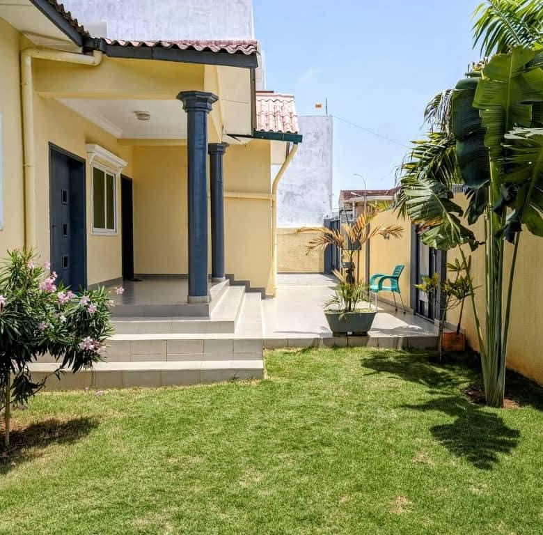 Villa meublée à louer à Cotonou Fidjrossè