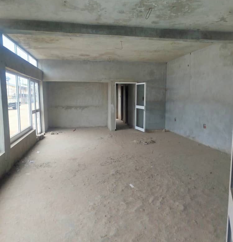 Grand hall à louer à Cotonou quartier Jack