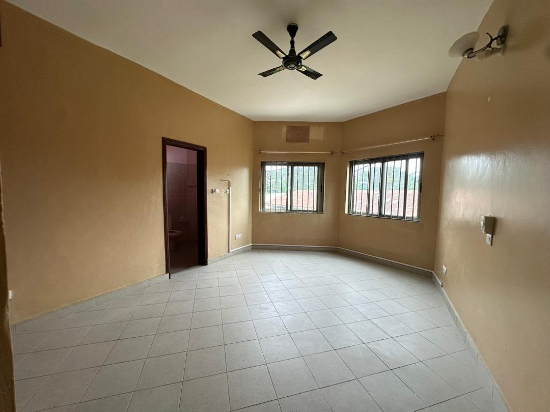 Immeuble à vendre à Cotonou Agla Akplomè