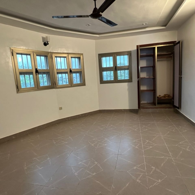 Immeuble à vendre à Cotonou Agla Akplomè