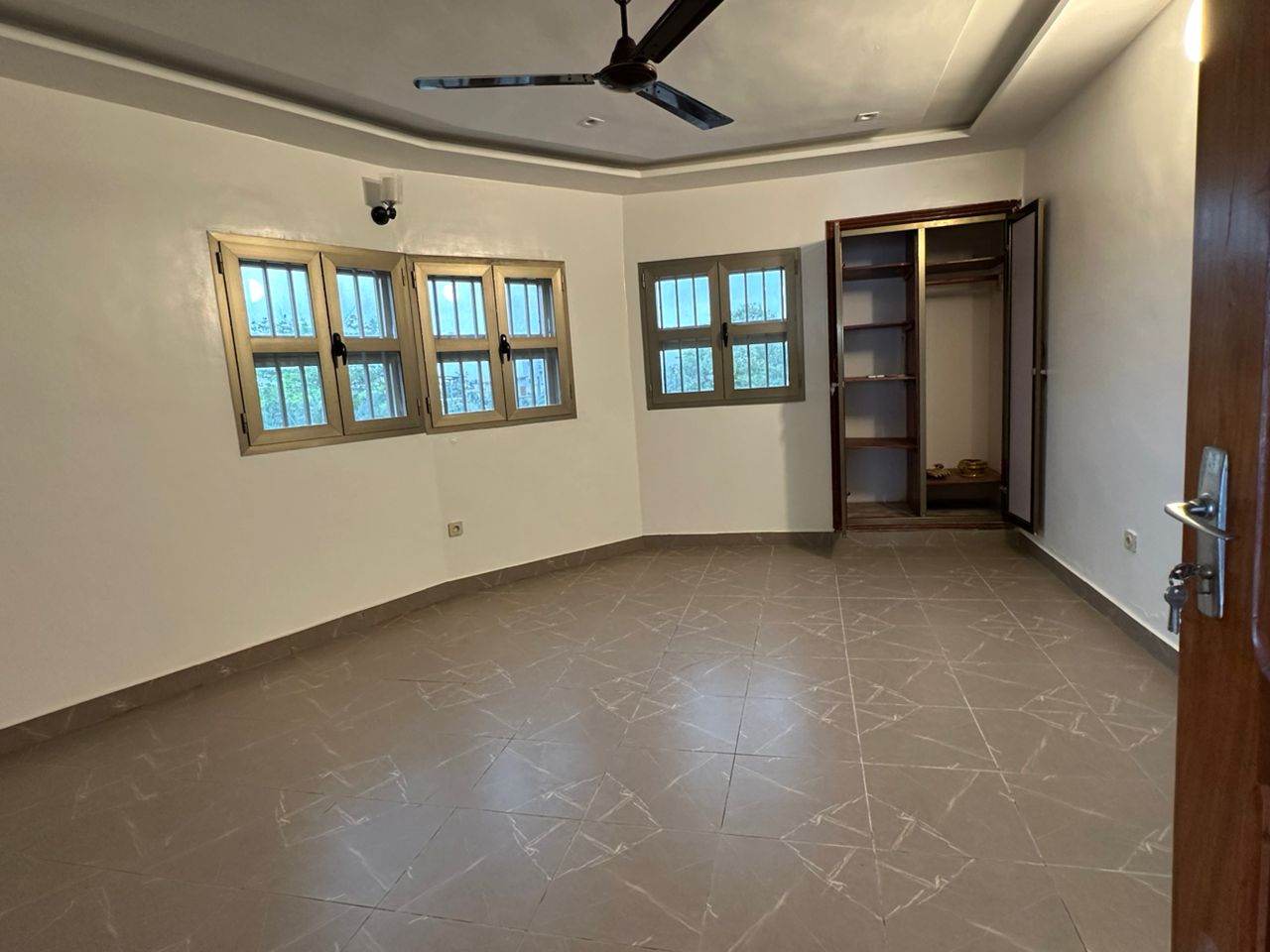 Immeuble à vendre à Cotonou Agla Akplomè