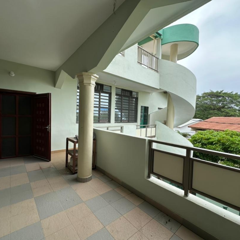 Immeuble à vendre à Cotonou Agla Akplomè