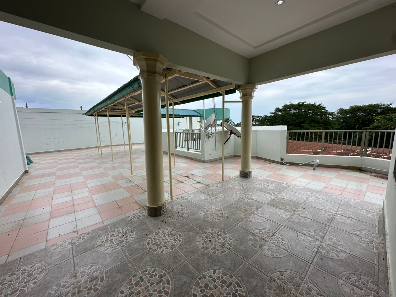 Immeuble à vendre à Cotonou Agla Akplomè