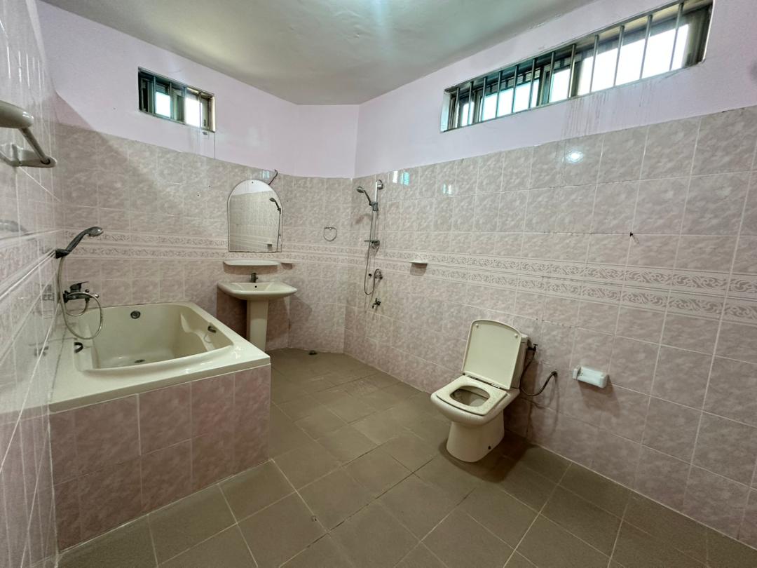 Immeuble à vendre à Cotonou Agla Akplomè