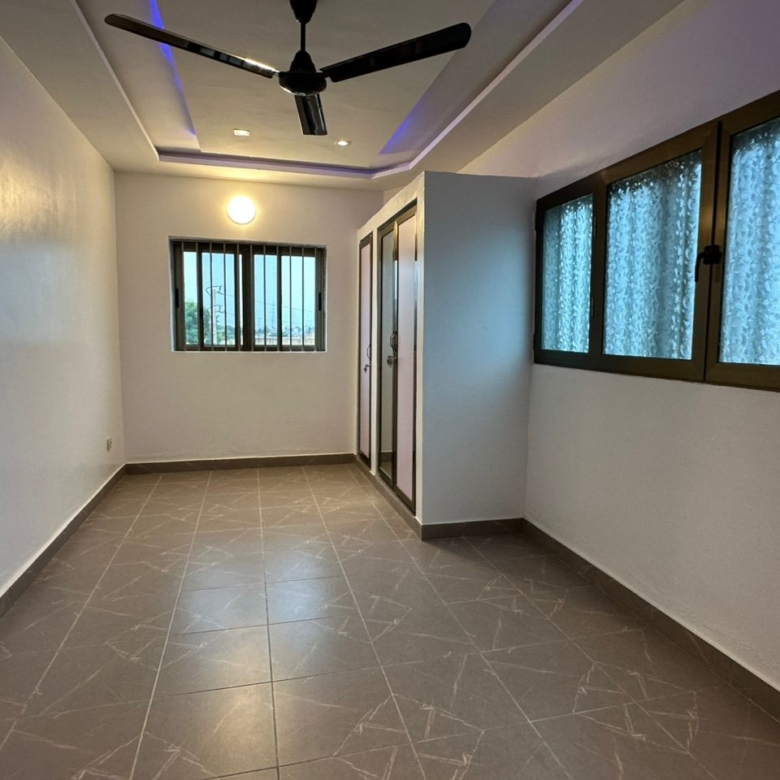 Immeuble à vendre à Cotonou Agla Akplomè