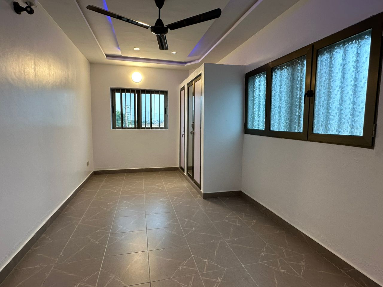 Immeuble à vendre à Cotonou Agla Akplomè