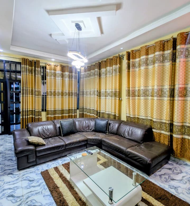 Villa meublée à louer à Cotonou Fidjrossè plage