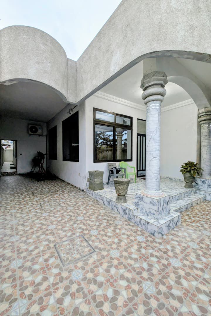 Villa meublée à louer à Cotonou Fidjrossè plage