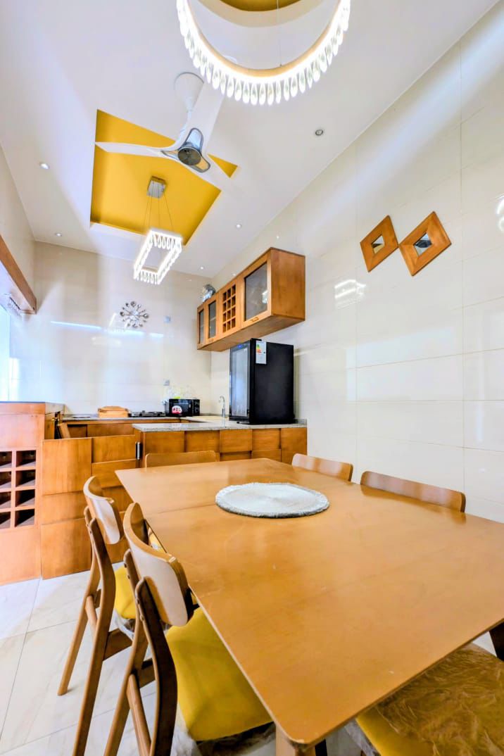 Villa meublée à louer avec jardin spacieux à Cotonou Agla